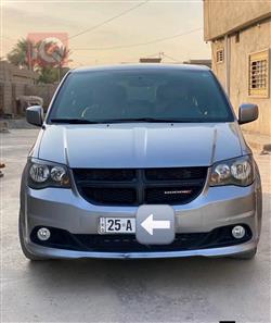 دودج جراند كارافان